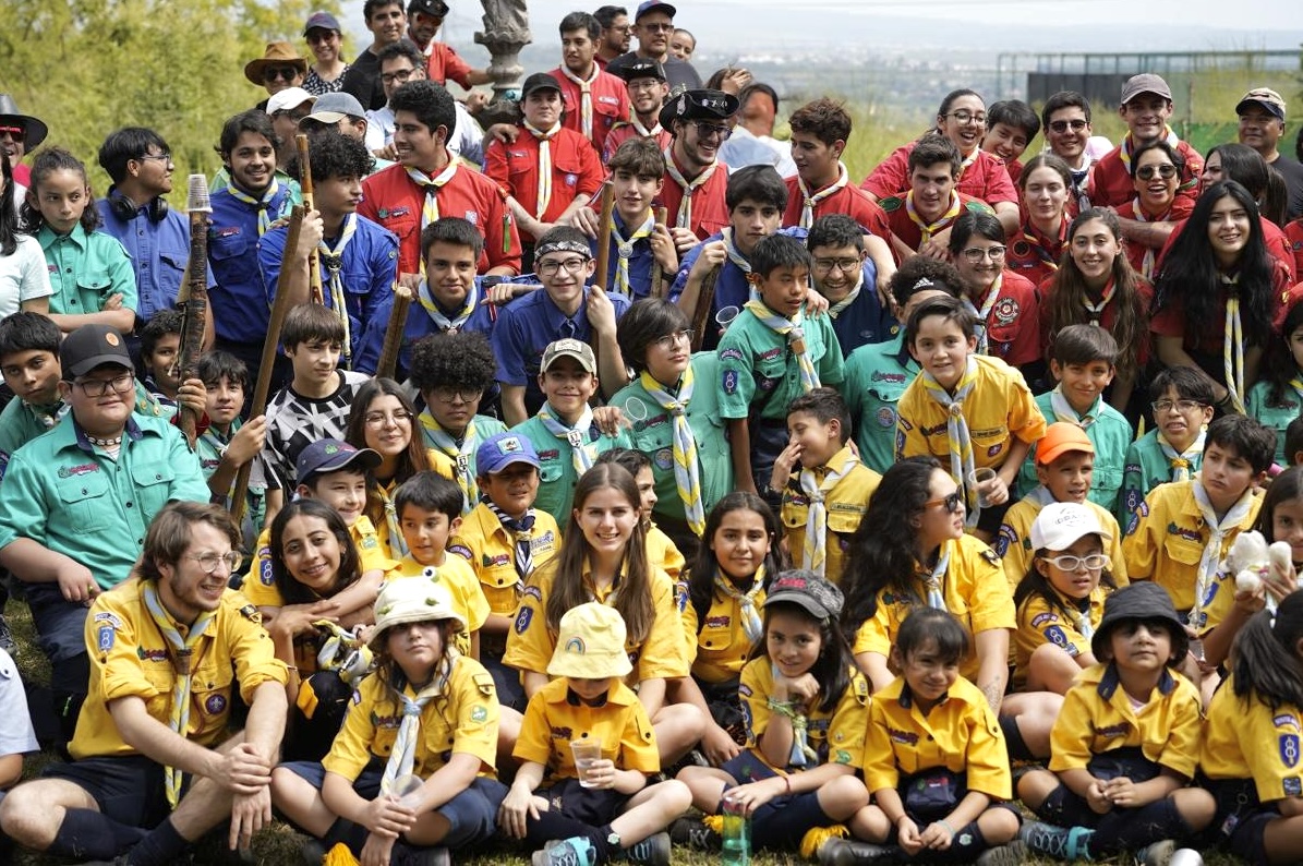 Grupo Scout reunido durante una actividad